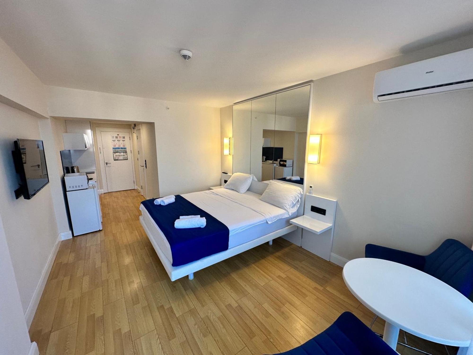 Orbi Lux Studio 巴统 外观 照片